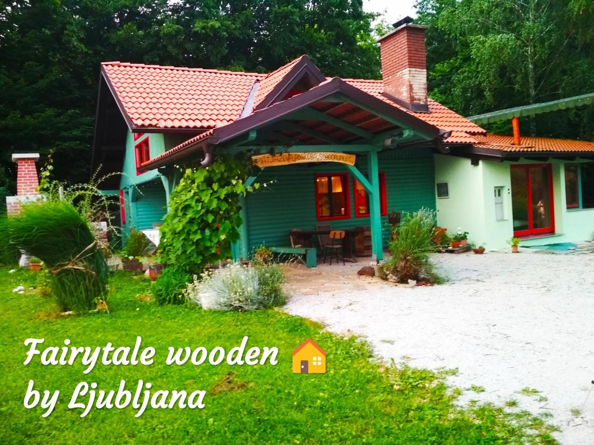 Villa Fairytale Wooden House Grosuplje Exterior foto
