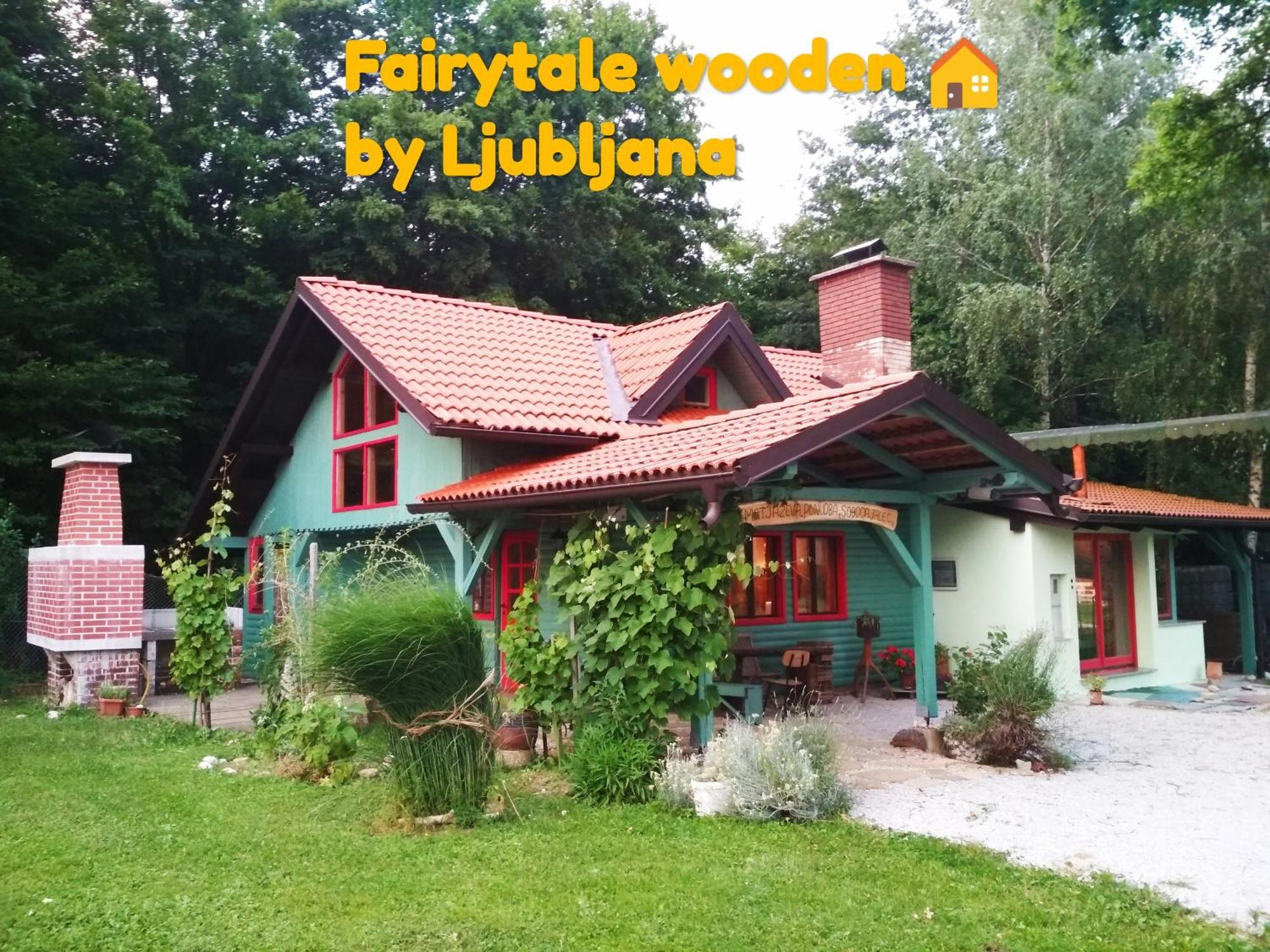 Villa Fairytale Wooden House Grosuplje Exterior foto